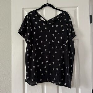 Short sleeve blouse